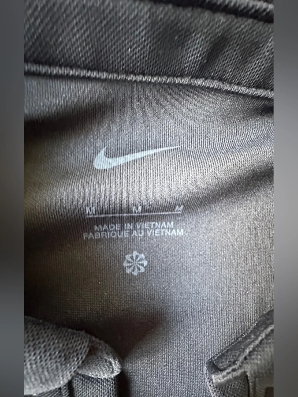 NWT Nike Golf Womens‎ Small Polo Shirt V-Neck Chase logo FV5510-010 Blk Black